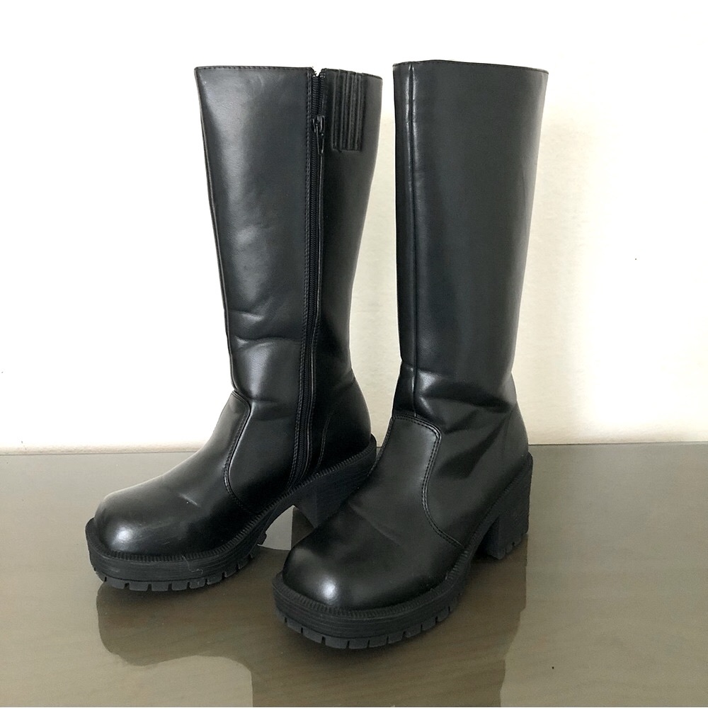 TOP Knee-High Black Heeled Boots - Women’s 6 1/2